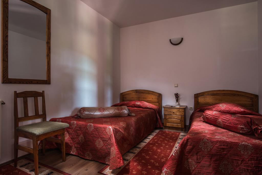 Elenski Riton Complex Sredni Kolibi Bagian luar foto